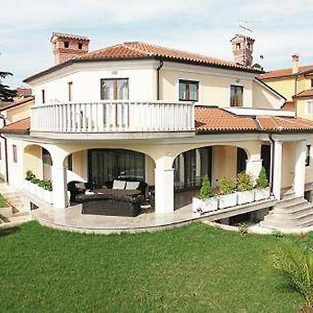 Apartments Villa Teuta 우마그 외부 사진