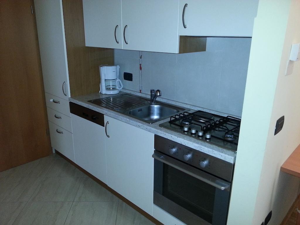 Apartments Villa Teuta 우마그 객실 사진
