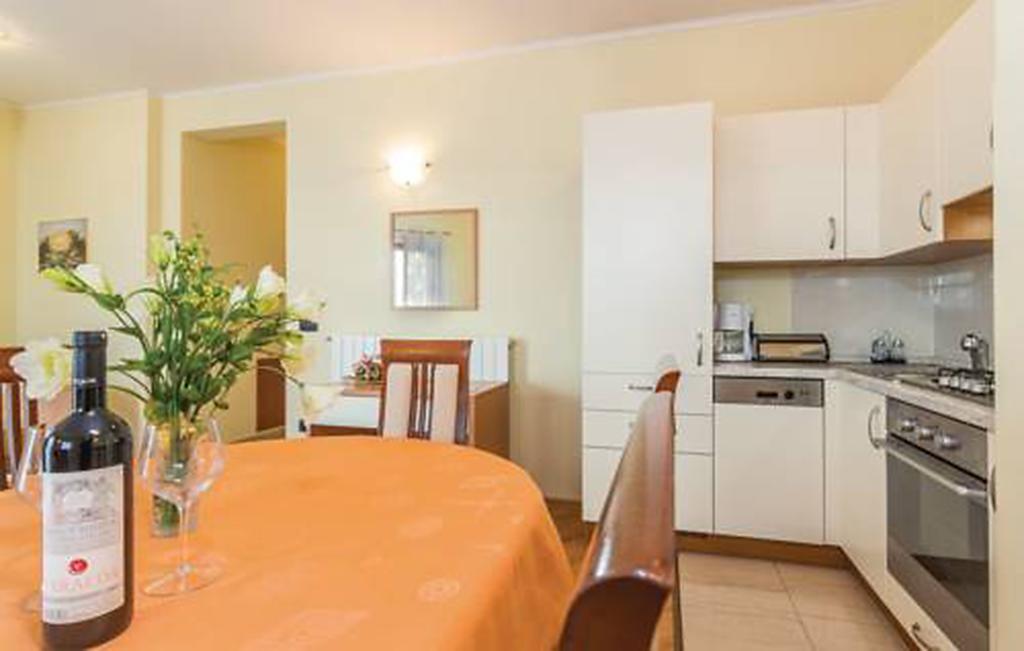 Apartments Villa Teuta 우마그 외부 사진
