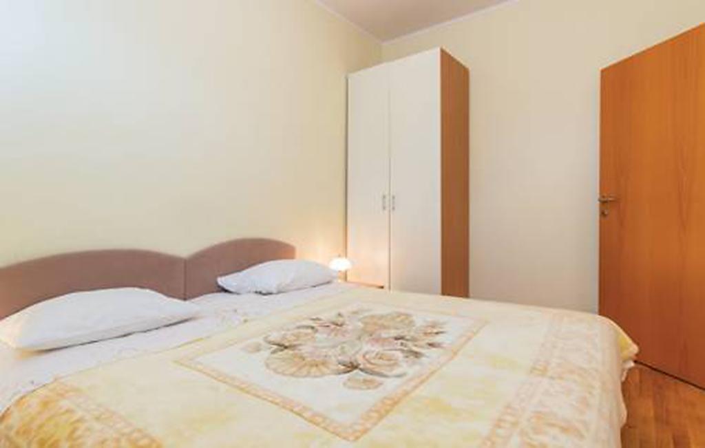 Apartments Villa Teuta 우마그 외부 사진